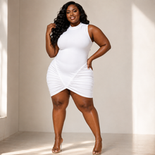 Load image into Gallery viewer, Curvy fit -plus dress
