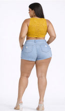 Load image into Gallery viewer, Plus cargo shorts
