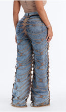 Load image into Gallery viewer, Terry distressed denim
