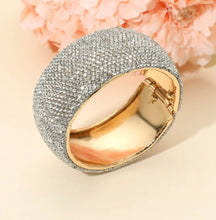 Load image into Gallery viewer, Wide evening bracelet
