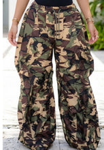Load image into Gallery viewer, Camo ruffle pants

