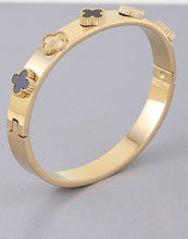 Load image into Gallery viewer, Clover bracelets
