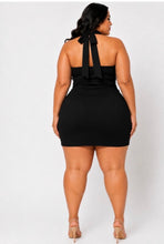 Load image into Gallery viewer, Lady in black -plus
