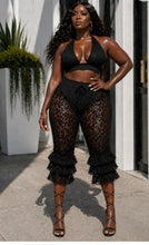 Load image into Gallery viewer, Plus lace pants
