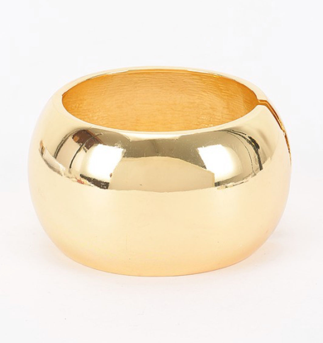 Gold bangle