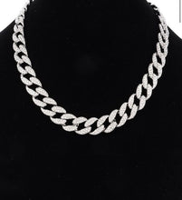 Load image into Gallery viewer, Hammered bulk chain necklace
