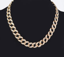 Load image into Gallery viewer, Hammered bulk chain necklace

