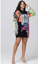 Load image into Gallery viewer, Graphic sweater dress
